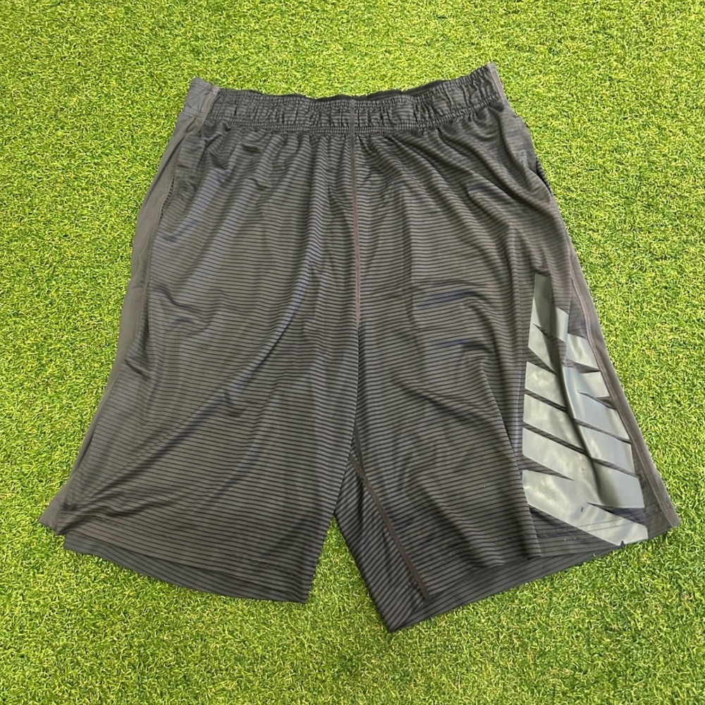 Nike Mens Dri-FIT Basketball Shorts Grey Black Pinstripe Graphic Size M